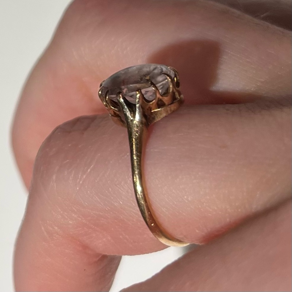 14K SOLID GOLD Crown-Mounted RING.